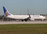 United Airlines Boeing 737-924(ER) (N75432) at  Miami - International, United States