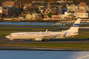 United Airlines Boeing 737-924(ER) (N75435) at  Boston - Logan International, United States