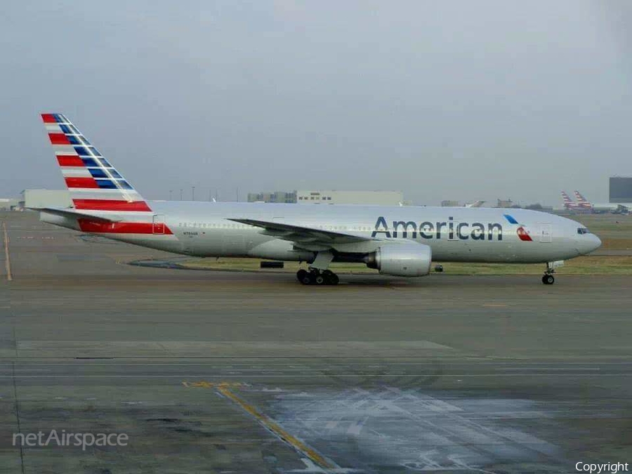 American Airlines Boeing 777-223(ER) (N754AN) | Photo 447774