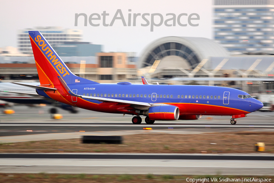 Southwest Airlines Boeing 737-7H4 (N754SW) | Photo 57802
