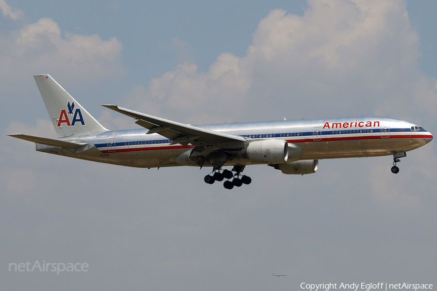 American Airlines Boeing 777-223(ER) (N755AN) | Photo 225757