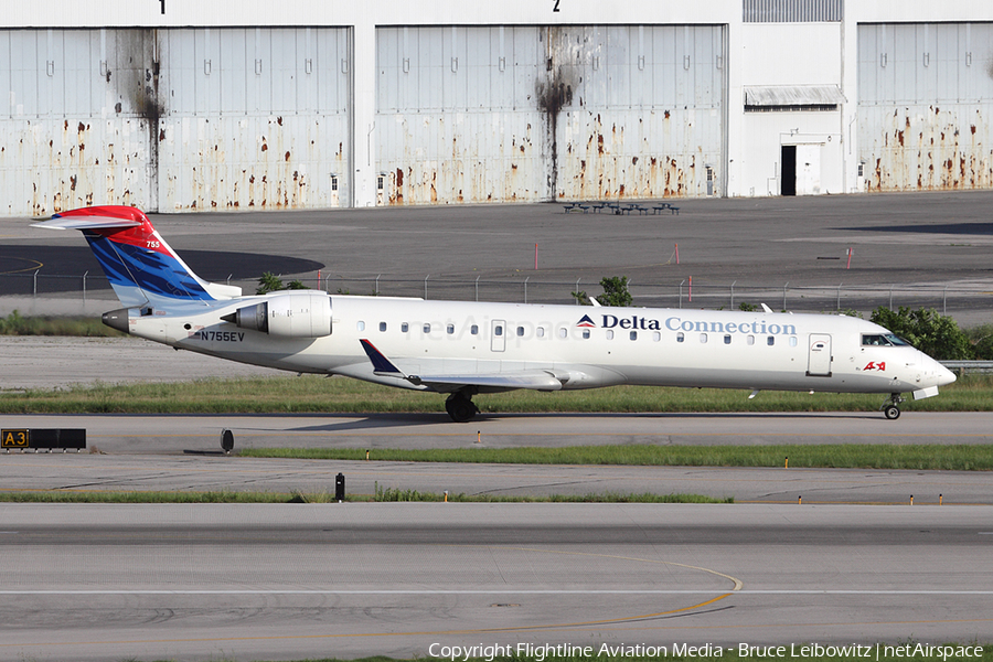Delta Connection (Atlantic Southeast Airlines) Bombardier CRJ-701ER (N755EV) | Photo 150577