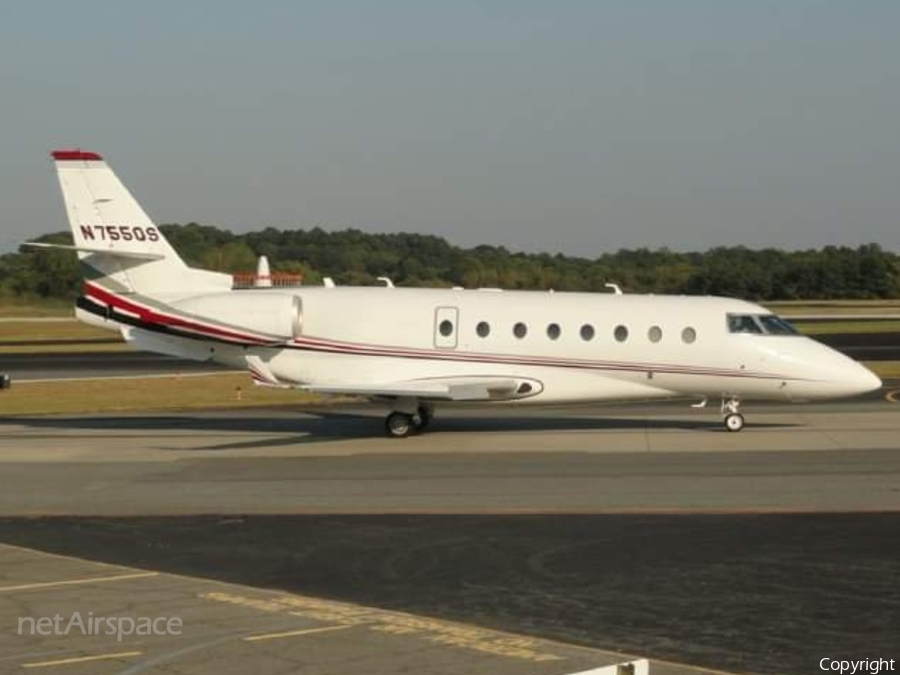 NetJets Gulfstream G200 (N755QS) | Photo 349614