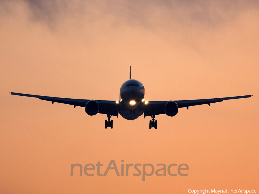 American Airlines Boeing 777-223(ER) (N756AM) | Photo 166745