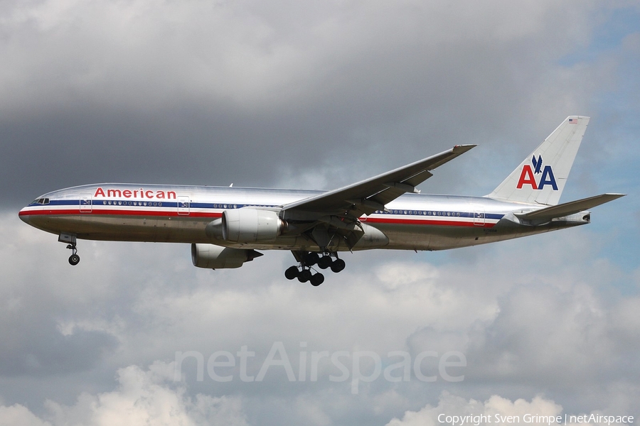 American Airlines Boeing 777-223(ER) (N756AM) | Photo 28144