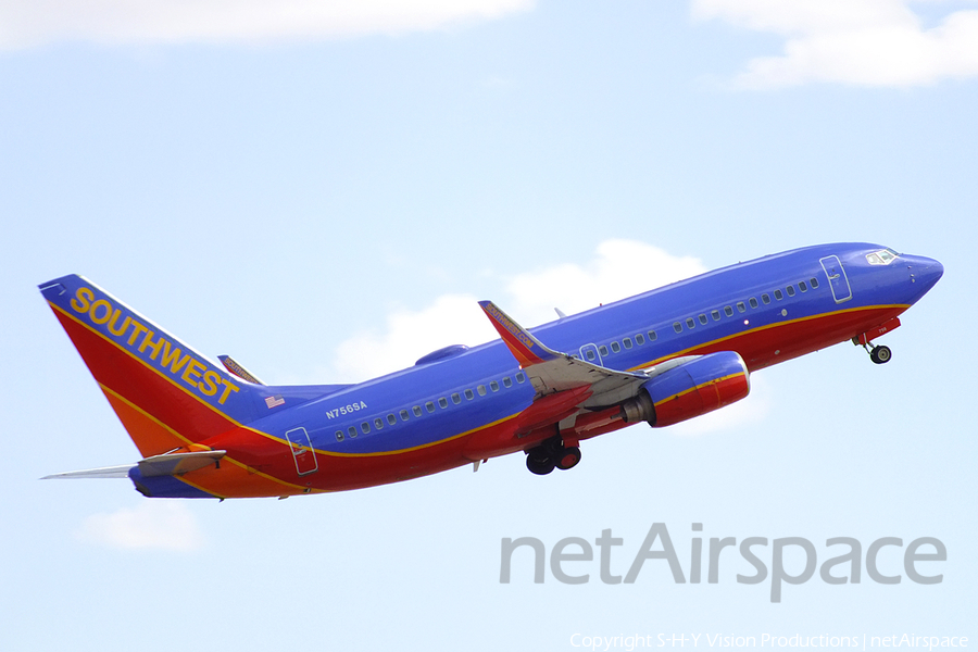 Southwest Airlines Boeing 737-7H4 (N756SA) | Photo 25852