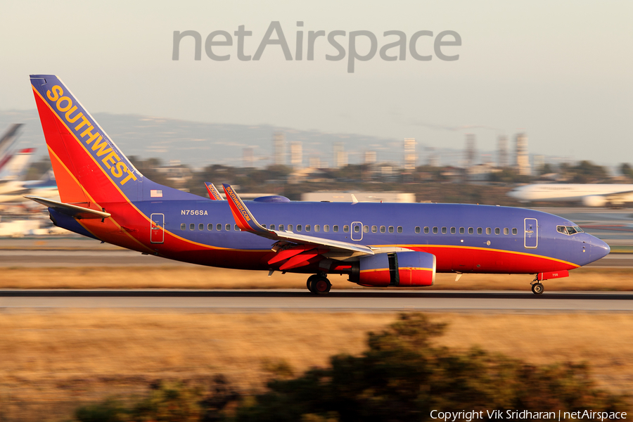 Southwest Airlines Boeing 737-7H4 (N756SA) | Photo 77789