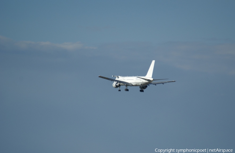 Boeing Company Boeing 757-220 (N757A) | Photo 194899