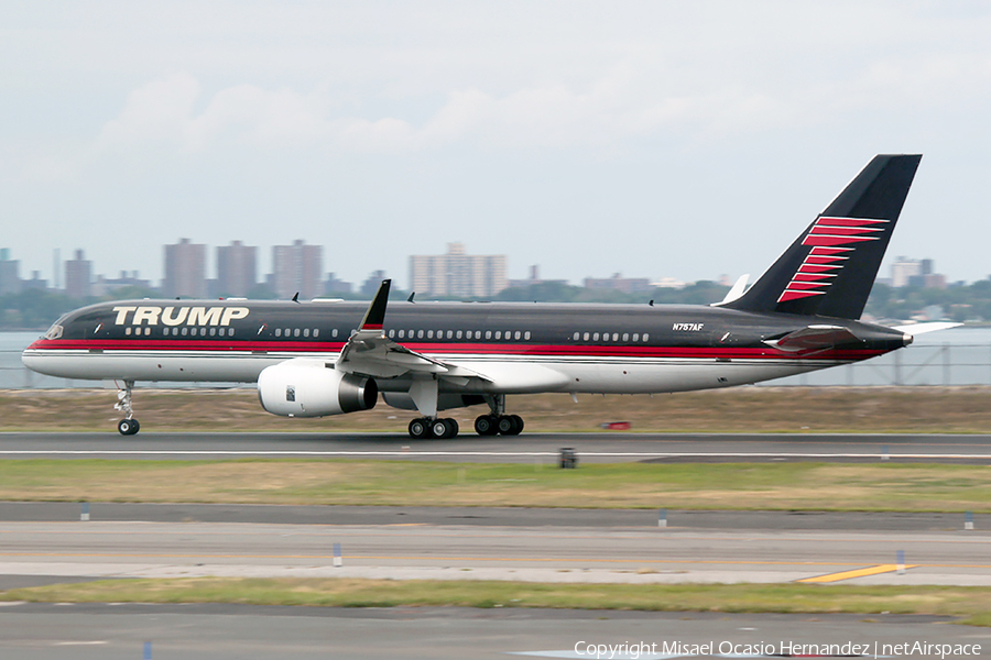 (Private) Boeing 757-2J4 (N757AF) | Photo 180477