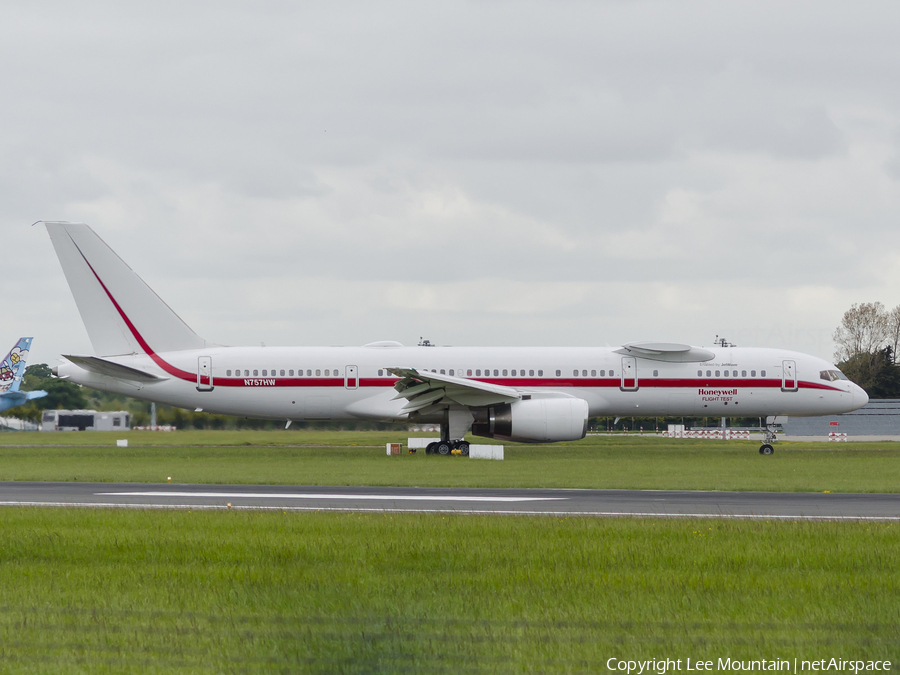 Honeywell Flight Test Boeing 757-225 (N757HW) | Photo 110123
