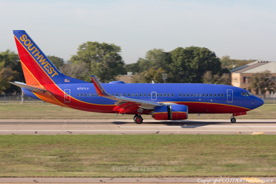 Southwest Airlines Boeing 737-7H4 (N757LV) | Photo 34666