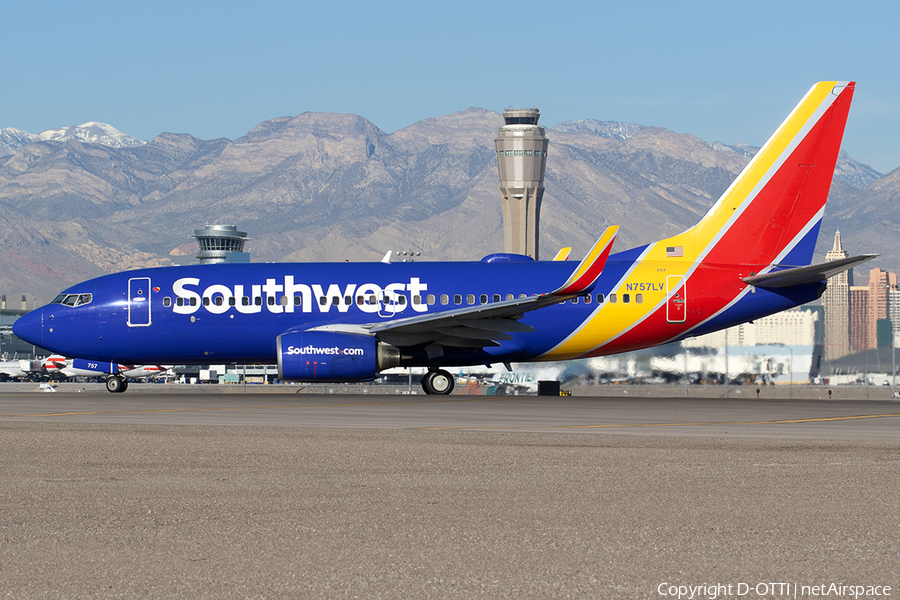 Southwest Airlines Boeing 737-7H4 (N757LV) | Photo 555249