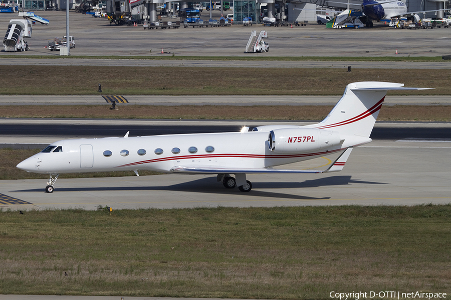 Jet Edge International Gulfstream G-V-SP (G550) (N757PL) | Photo 317243