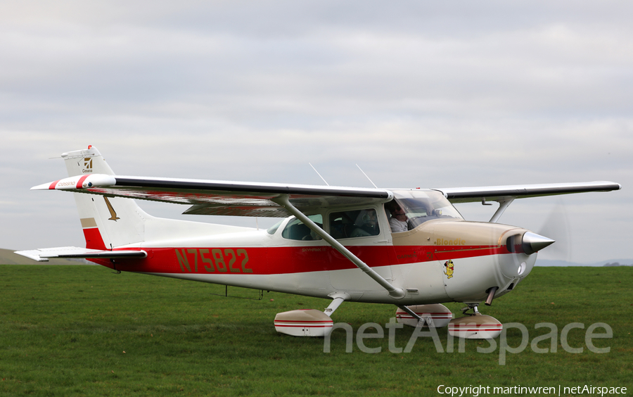 (Private) Cessna 172N Skyhawk (N75822) | Photo 286995
