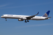 United Airlines Boeing 757-324 (N75851) at  Los Angeles - International, United States