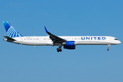 United Airlines Boeing 757-324 (N75853) at  Newark - Liberty International, United States