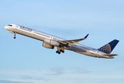 United Airlines Boeing 757-324 (N75853) at  Los Angeles - International, United States