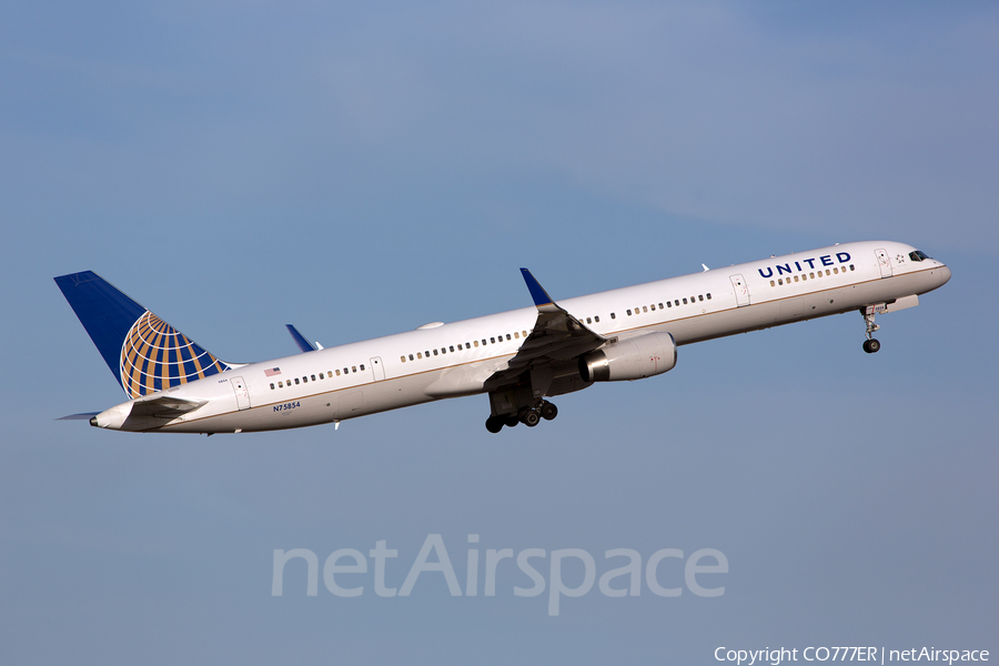 United Airlines Boeing 757-324 (N75854) | Photo 41658