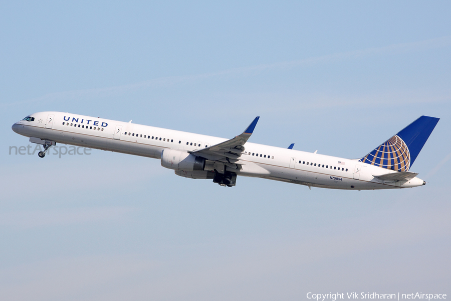 United Airlines Boeing 757-324 (N75854) | Photo 12138