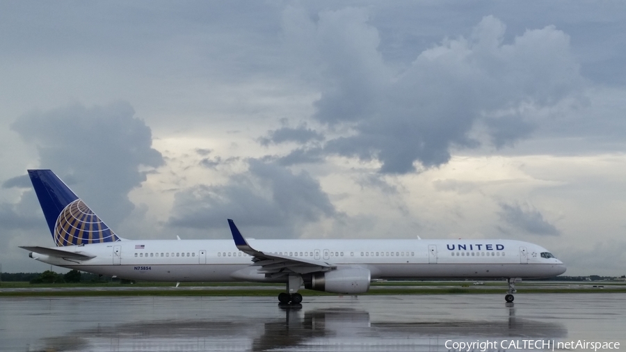 United Airlines Boeing 757-324 (N75854) | Photo 81462