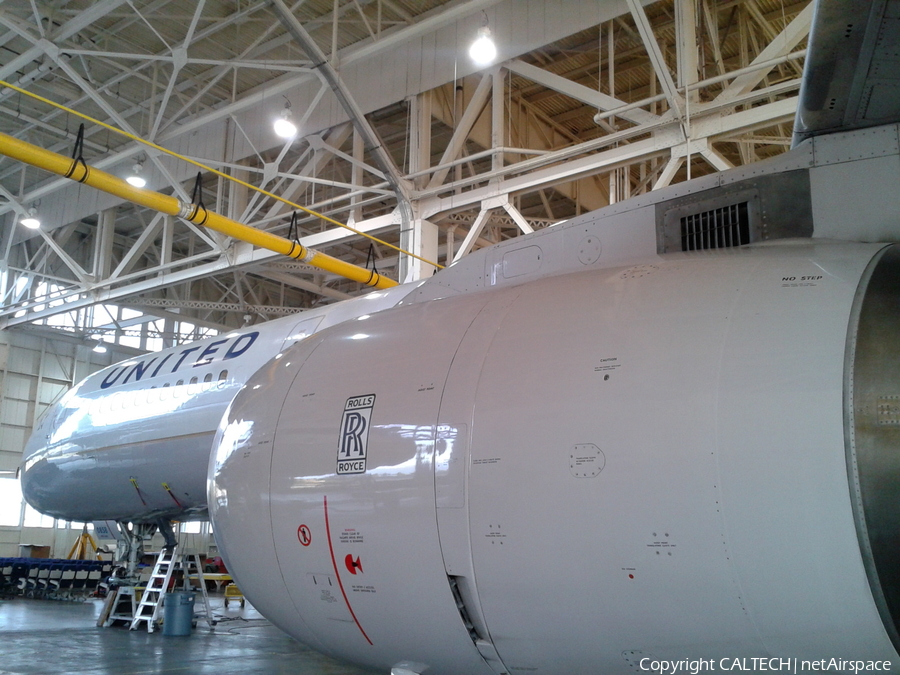 United Airlines Boeing 757-324 (N75858) | Photo 14197