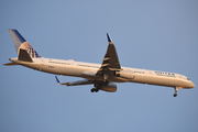United Airlines Boeing 757-33N (N75861) at  Denver - International, United States