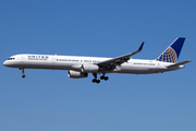 United Airlines Boeing 757-33N (N75861) at  Los Angeles - International, United States