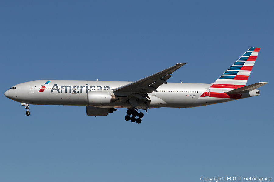 American Airlines Boeing 777-223(ER) (N758AN) | Photo 144959
