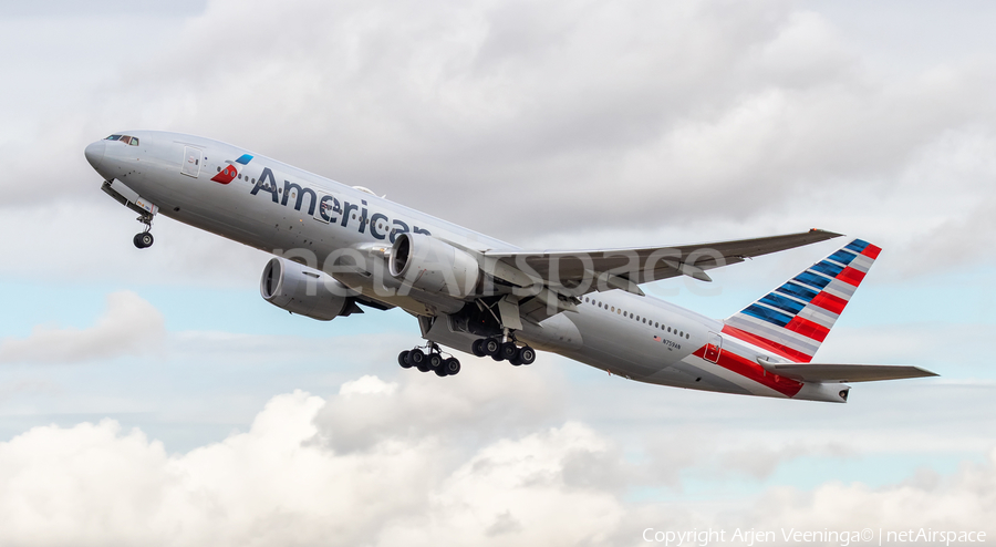 American Airlines Boeing 777-223(ER) (N759AN) | Photo 467786