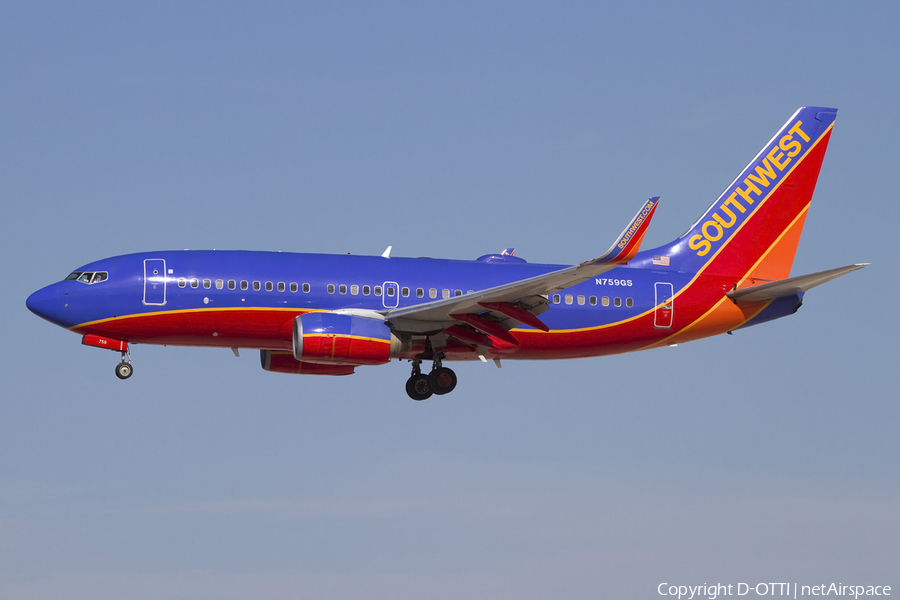 Southwest Airlines Boeing 737-7H4 (N759GS) | Photo 425465