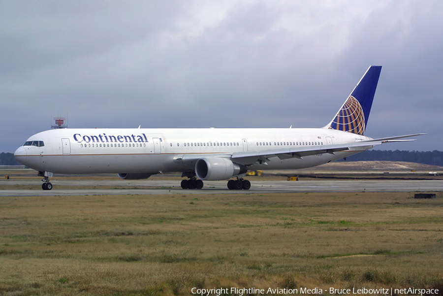 Continental Airlines Boeing 767-424(ER) (N76055) | Photo 172041