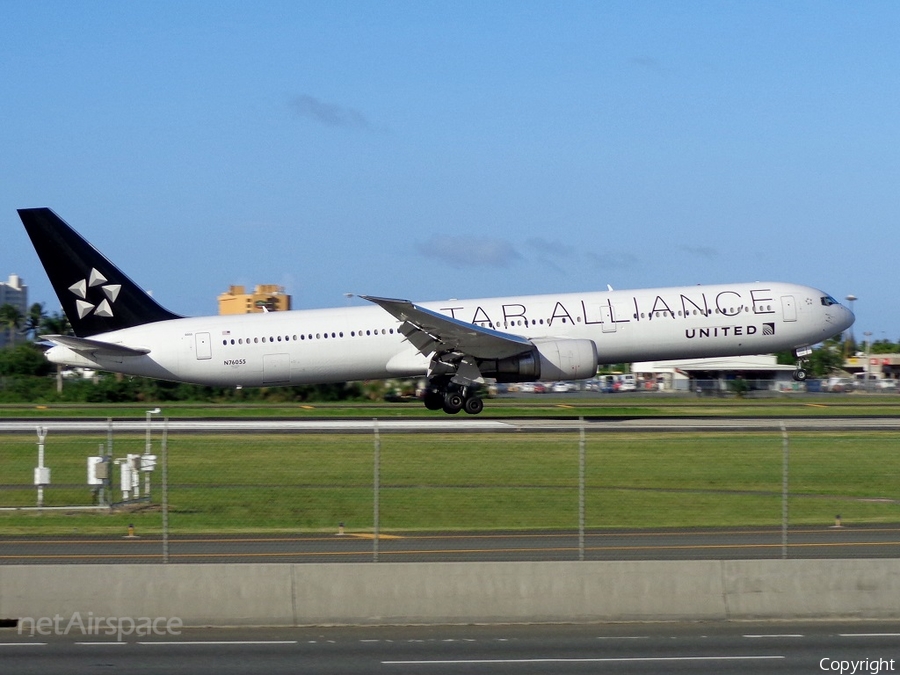 United Airlines Boeing 767-424(ER) (N76055) | Photo 36014