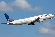 United Airlines Boeing 767-424(ER) (N76062) at  Houston - George Bush Intercontinental, United States