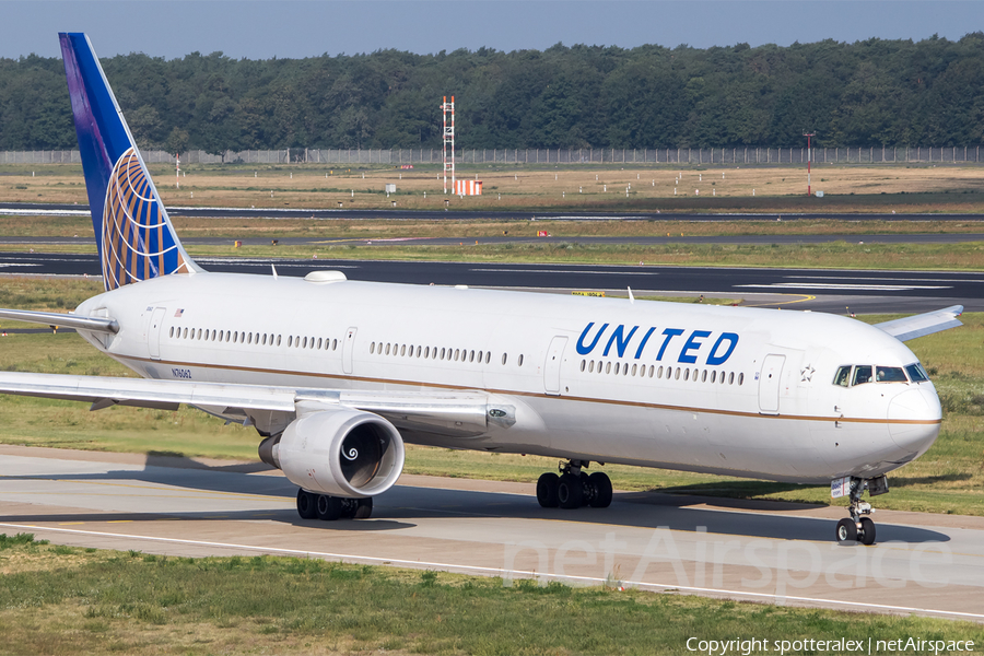 United Airlines Boeing 767-424(ER) (N76062) | Photo 120024