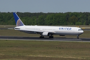 United Airlines Boeing 767-424(ER) (N76065) at  Berlin - Tegel, Germany