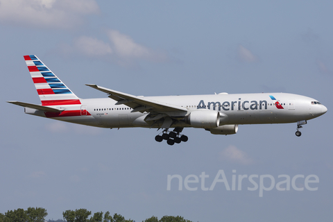 American Airlines Boeing 777-223(ER) (N760AN) at  London - Heathrow, United Kingdom