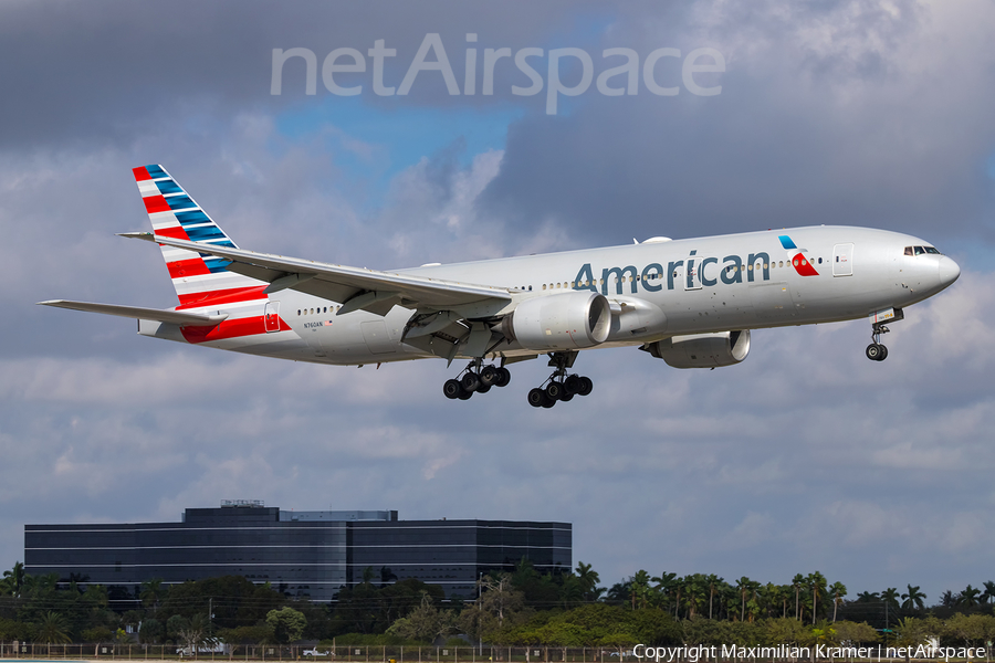 American Airlines Boeing 777-223(ER) (N760AN) | Photo 563531