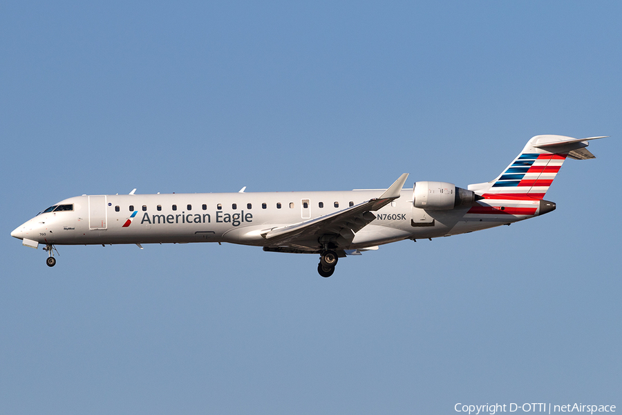 American Eagle (SkyWest Airlines) Bombardier CRJ-701ER (N760SK) | Photo 144331