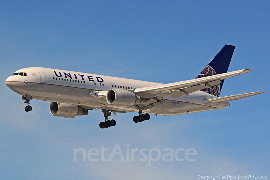 United Airlines Boeing 767-224(ER) (N76156) | Photo 164715