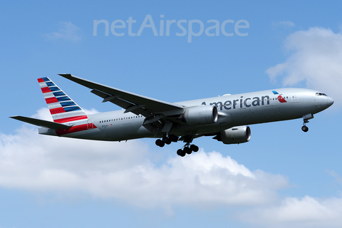 American Airlines Boeing 777-223(ER) (N761AJ) at  London - Heathrow, United Kingdom