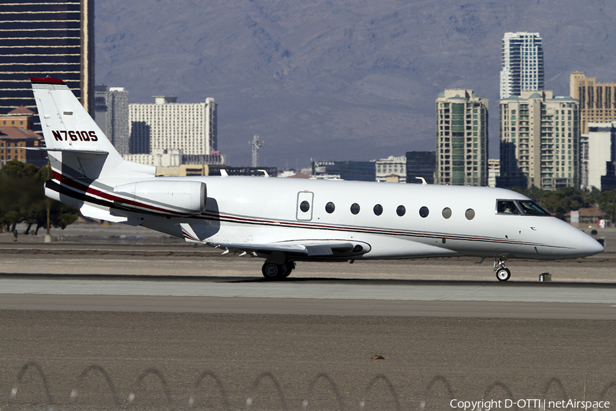 NetJets Gulfstream G200 (N761QS) | Photo 466568