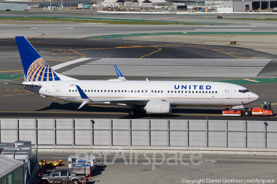United Airlines Boeing 737-824 (N76269) | Photo 255382