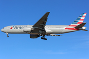 American Airlines Boeing 777-223(ER) (N762AN) at  Barcelona - El Prat, Spain