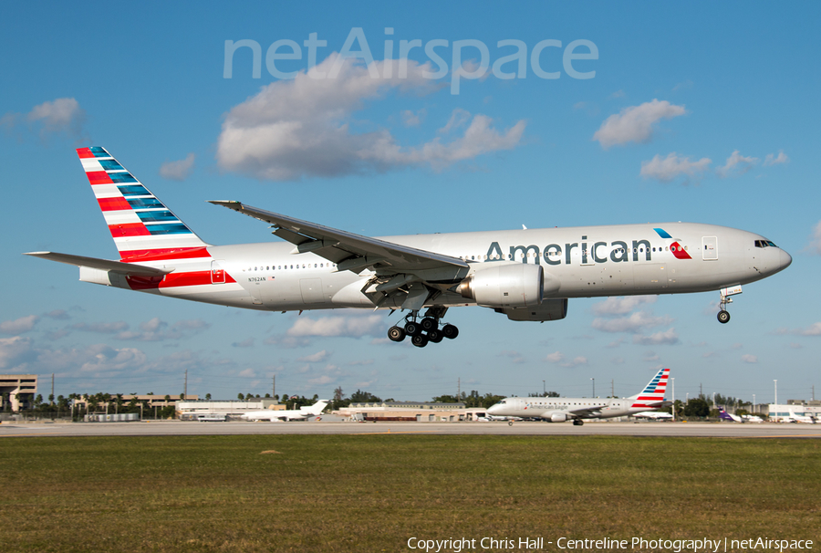 American Airlines Boeing 777-223(ER) (N762AN) | Photo 193324
