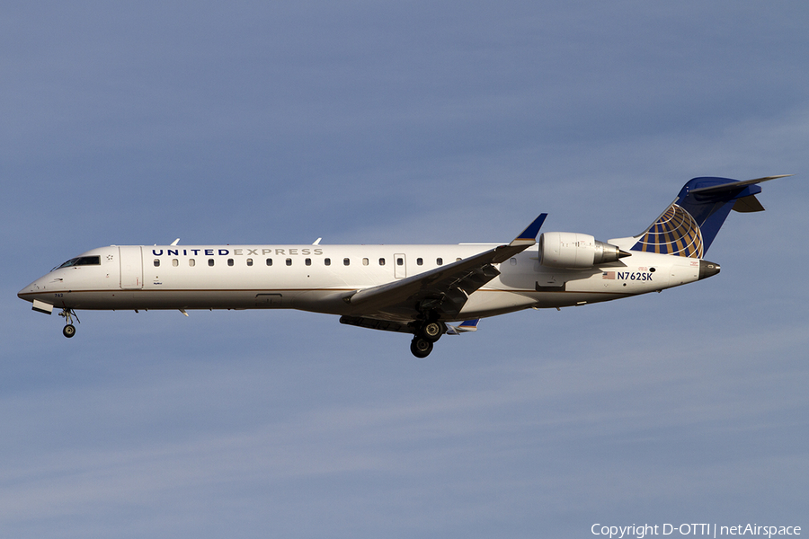 United Express (SkyWest Airlines) Bombardier CRJ-701ER (N762SK) | Photo 468971