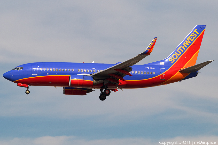 Southwest Airlines Boeing 737-7H4 (N762SW) | Photo 143091
