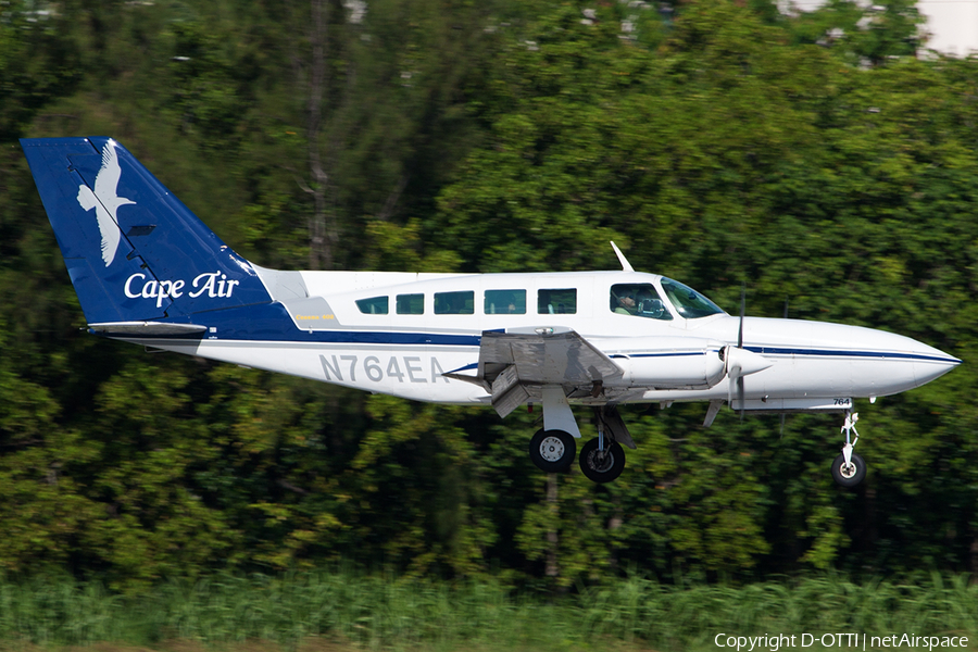 Cape Air Cessna 402C (N764EA) | Photo 216214