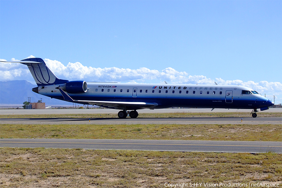 United Express (SkyWest Airlines) Bombardier CRJ-701ER (N764SK) | Photo 1785