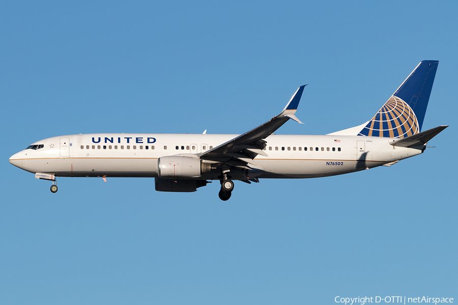 United Airlines Boeing 737-824 (N76502) | Photo 178114