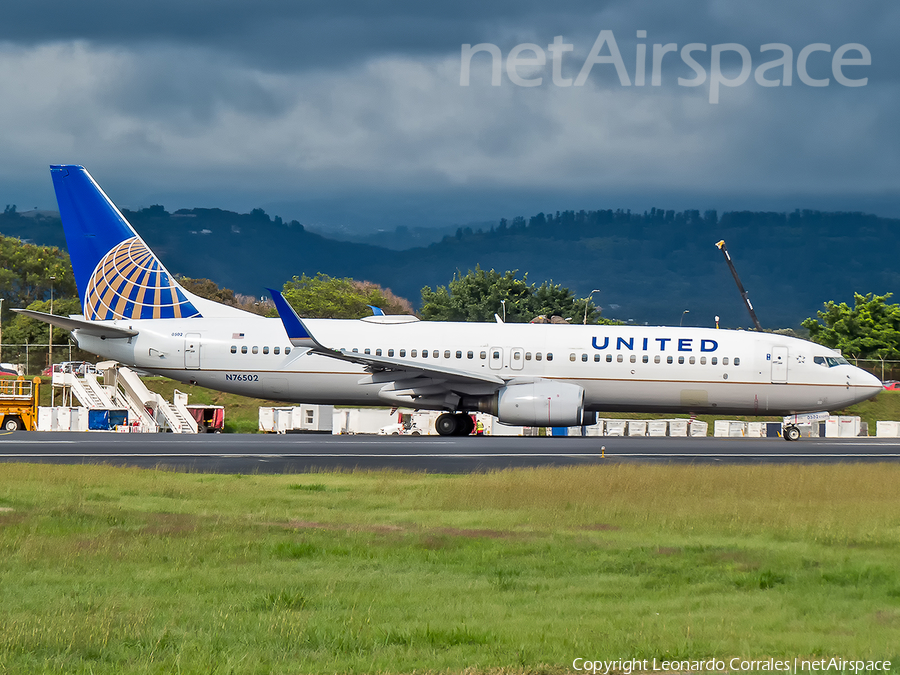 United Airlines Boeing 737-824 (N76502) | Photo 143163